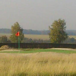 PLAY PITCH & PUTT